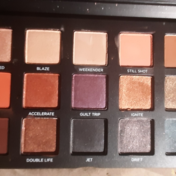 Makeup - Picture 6 of 10